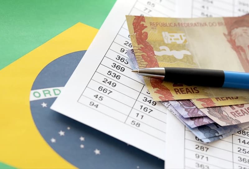 Tarifas dos EUA abalam confiança e acendem alerta para a economia de Santa Catarina