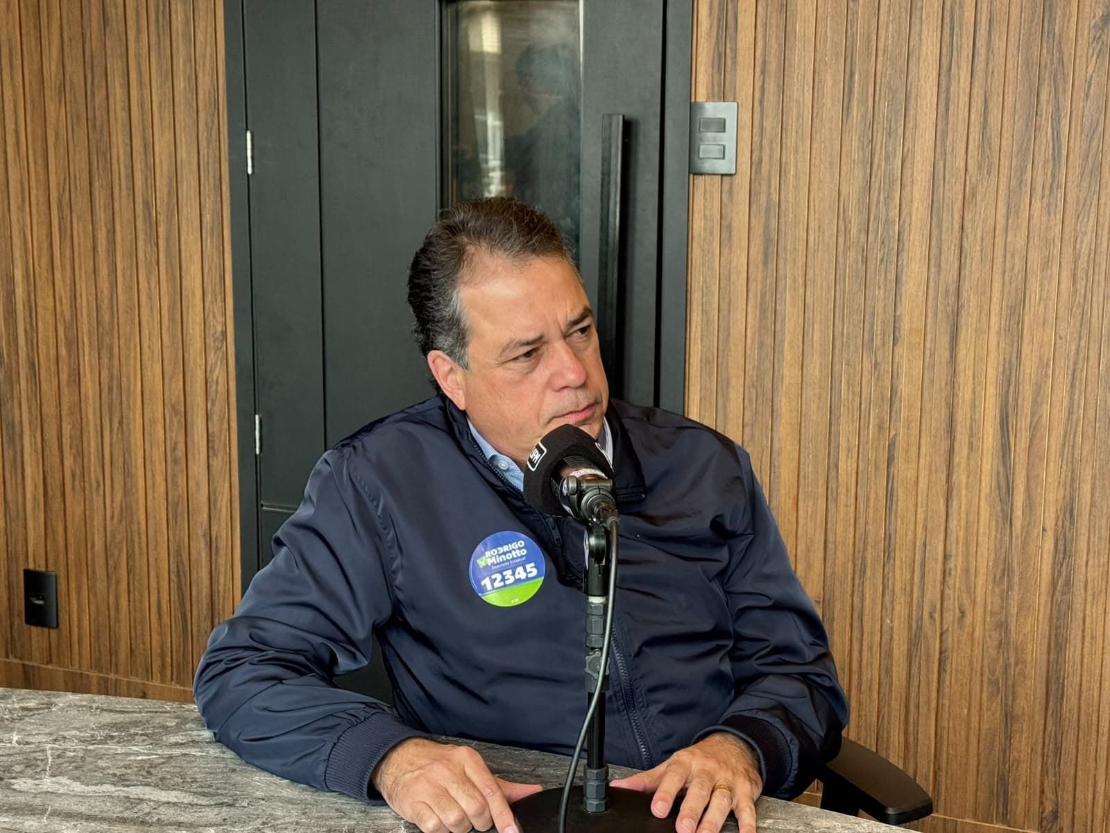 Rodrigo Minotto detalha investimentos e propostas para saúde, segurança e infraestrutura no Sul de SC