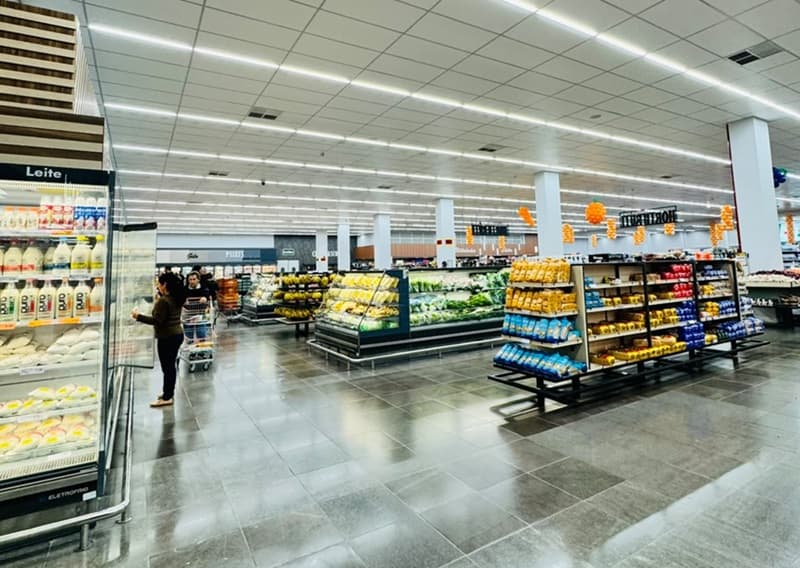 Giassi reinaugura loja tradicional em Araranguá com estrutura modernizada após 18 meses de obras